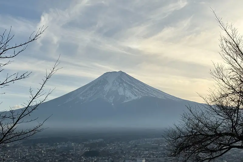 Fuji in der Dämmerung